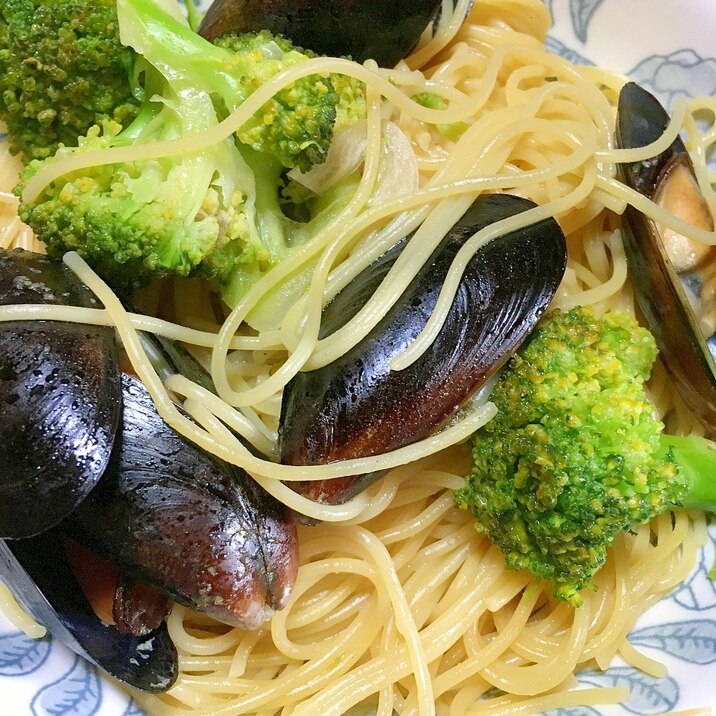 ムール貝とブロッコリーのパスタ レシピ 作り方 By Toku Jiro 0707 楽天レシピ ムール貝とブロッコリーのパスタ レシピ 作り方 By Toku Jiro 0707 楽天レシピ